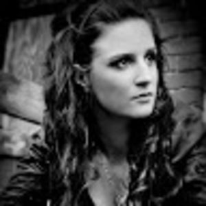 Meet your Posher, Laura-rhiannon